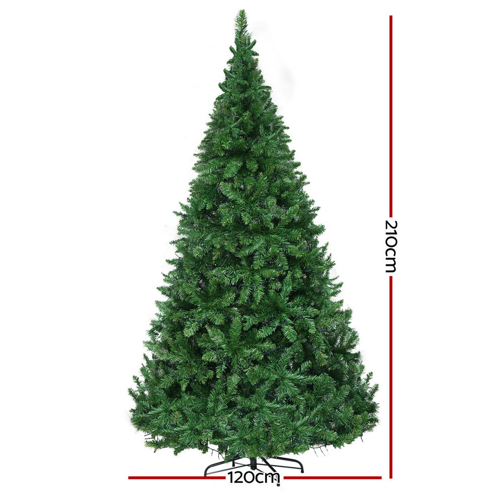 Christmas tree dimensions: 210cm tall and 120cm wide
